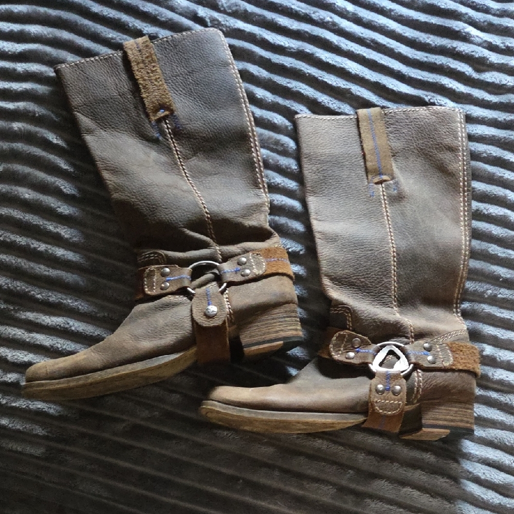 BED|STU Distressed Brown Heeled Boots In A Size 9*